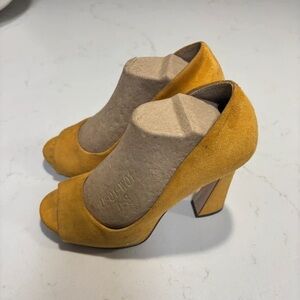 Elegant Mustard Peep-Toe Block Heels